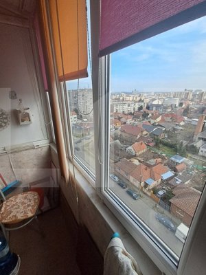 DE VANZARE APARTAMENT CU 3 CAMERE IN ZONA AUREL VLAICU - imagine 6