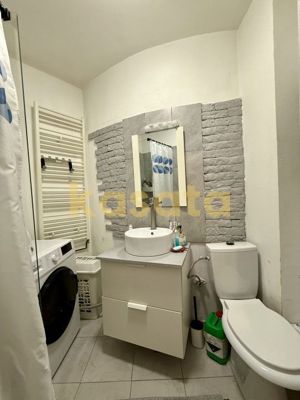 APARTAMENT ULTRACENTRAL | CURTE INTERIOARA | PARCARE - imagine 9