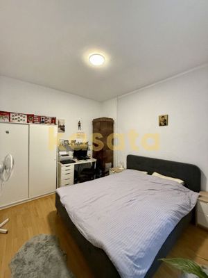 APARTAMENT ULTRACENTRAL | CURTE INTERIOARA | PARCARE - imagine 8