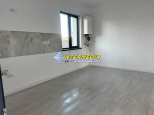 Casa 4 camere finisata complet Cetate cu toate utilitatile - imagine 16