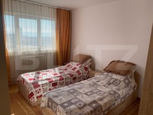 Apartament cu 2 camere, 50 mp, decomandat, zona Cetate - imagine 4