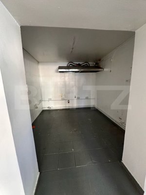 Spatiu comercial, 33 mp, parter, zona Policlinica - imagine 4