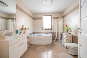Casa individuala de lux cu piscina, in Dumbravita, 5 camere. - imagine 8