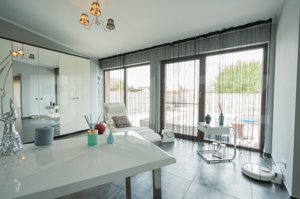 Casa individuala de lux cu piscina, in Dumbravita, 5 camere. - imagine 5