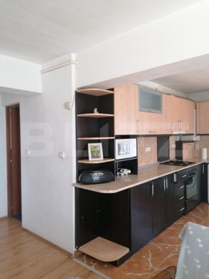 Apartament spatios de vanzare, 5 camere, 93 mp, zona Hotel Diana - imagine 3 Apartament spatios de vanzare, 5 camere, 93 mp, zona Hotel Diana - imagine 3