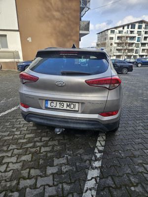 Vând hyndai tucson 1.7 crdi
