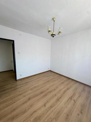 Apartament 2 camere, decomandat,zona Ultracentrala - imagine 5