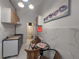 Apartament renovat ultracentral - imagine 6