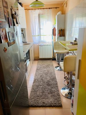 Apartament 2 camere, decomandat, zona Centrala - imagine 7