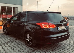 Vând Ford Focus 3 Facelift Euro 6 Titanium Motor 1.0 EcoBoost 125Cp - imagine 4