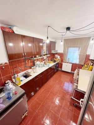 P4467 Apartament cu 3 camere DECOMANDAT, zona Mircea cel Bătrân - imagine 5