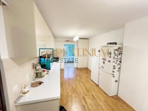 P4468 Apartament cu 3 camere DECOMANDAT, zona Mircea cel Bătrân - imagine 2