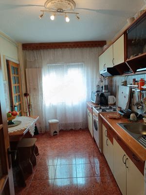 Apartament 2 camere decomandat - imagine 3