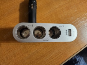 ADAPTOR brichetă auto  3 porturi - imagine 2