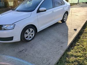 Vând Skoda Rapid