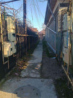 Casa zona 23 August - imagine 3