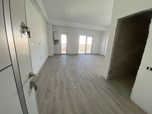 Vand apartament 1 camera Soarelui  - imagine 4