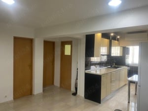 Ofer spre închiriere apartament ultracentral  - imagine 2