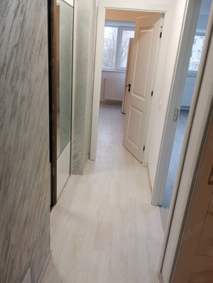 închiriez apartament cu o camera zona dana