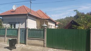 De vaznare casa cu teren in Vlaha