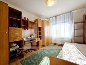 Apartament cu 3 camere decomandate, Cetate - imagine 4