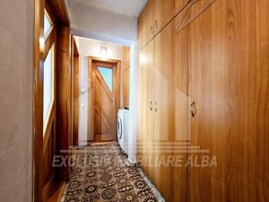 Apartament cu 3 camere decomandate, Cetate - imagine 3