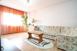 Apartament de vânzare cu 3 camere