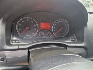 Volkswagen Jetta 1.6 Automatik Comfortline - imagine 3