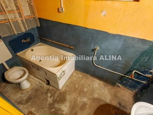 Casa si teren in Satul Bobalna din Comuna Rapoltu Mare, Judetul Hunedoara... - imagine 6