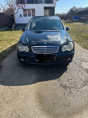 Vând Mercedes C220, automat