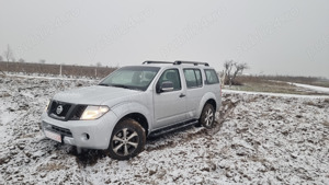 Nissan Pathfinder 2012 2.5 Diesel 4x4 7 locuri 