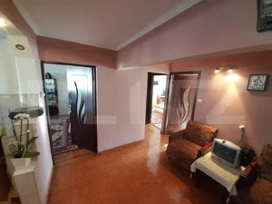 Apartament cu 3 camere, decomandat, 65 mp, zona Kaufland - imagine 1