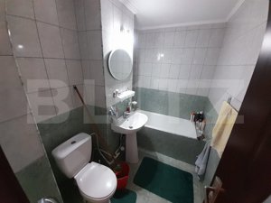 Apartament cu 3 camere, decomandat, 65 mp, zona Kaufland - imagine 7