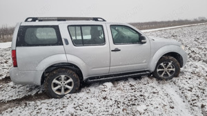 Nissan Pathfinder 2012 2.5 Diesel 4x4 7 locuri  - imagine 3