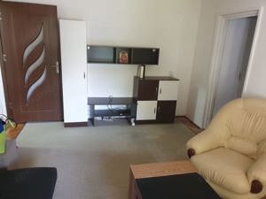 2 camere et 1 C.Girocului langa Sc.Gen.25 cu centrala proprie, mobilat si utilat - imagine 3