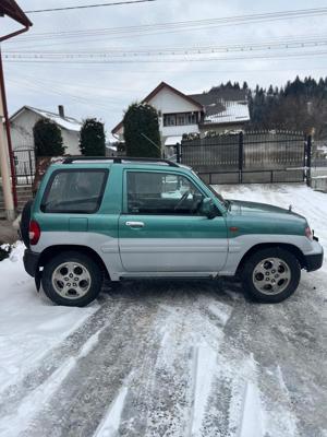 Vând Mitsubishi Pajero Pinin Off Road