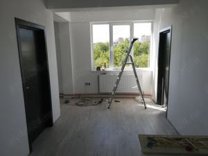 Efectuez lucrări de reparații, zugrăveli, montaj parchet, montaj mochetă etc., Persoană serioasă.