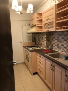 Închiriez apartament - imagine 2