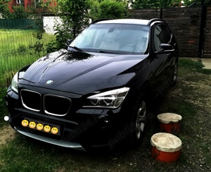 BMW X1 Xdrive negru - imagine 4