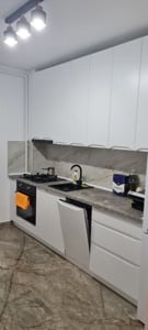 Inchiriez apartament nou cu un dormitor si doua dormitoare - imagine 3