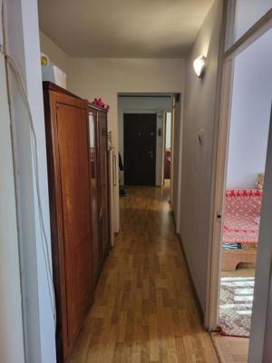 Apartament  3 camere ,Zona Rahova - imagine 6