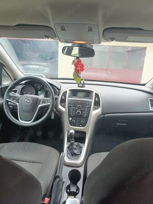 Opel Astra J | Benzina 1.4L 100 CP - imagine 5
