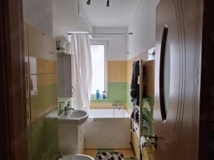 Închiriez apartament central  - imagine 2