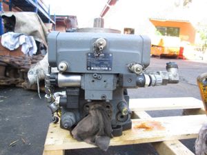 Pompa Rexroth A4VG56EP1D1 - imagine 1