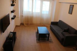 Inchiriere Apartament 2 Camere Gorjului - Mobilier Nou - Proaspat Renovat - imagine 2