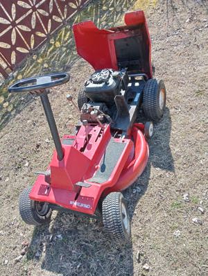 Tractoraș Tuns Iarba Gazon  - imagine 4