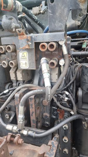 Distribuitor Hidraulic Tractor Deutz Agrotron 120 - imagine 3