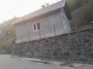 Casa de vânzare 40000euro în Criscior Hunedoara la 5 min de orașul Brad - imagine 2