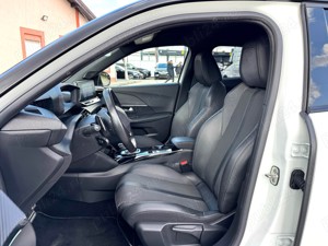 Peugeot 2008 - 1.2 benzina - An 2  KM - imagine 6
