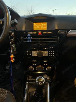 Opel Astra Coupe 2009 - imagine 5